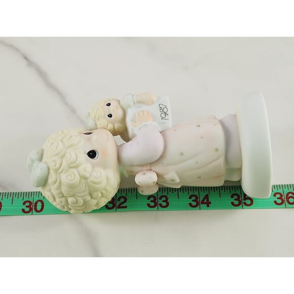 Enesco Precious Moments Love Is The Best 5 1/2" Porcelain Figurine 1987 Taiwan - Picture 12 of 13